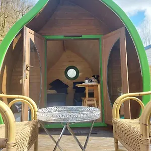 Leaf Campsite